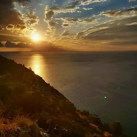 Сasa de vacaciones Charming House In *