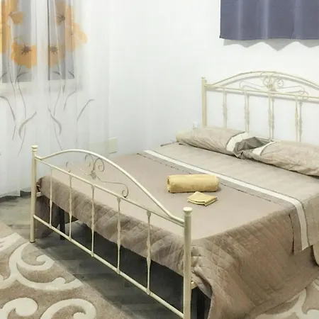 Charming House In Сasa de vacaciones *