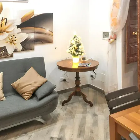 Charming House In * Carpino